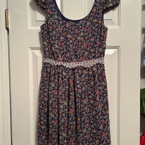 BCBG size 2 Navy Floral Lace-Trim Dress